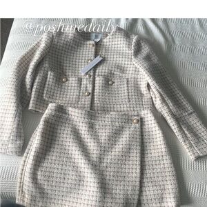 🔥💎House of Harlow 1960 tweed set.